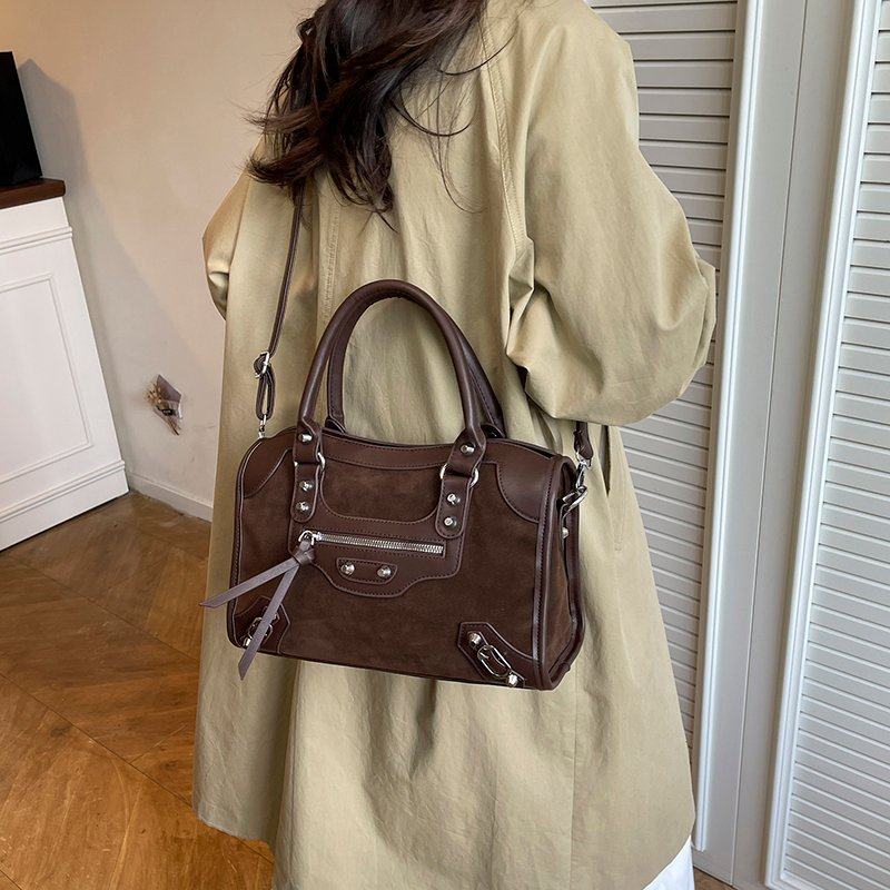 pu leather studded boston bag 9027 (5)