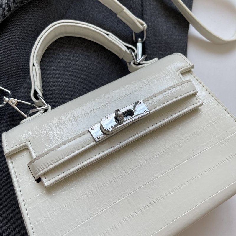 trendy pu leather flap bag 6002 (4)