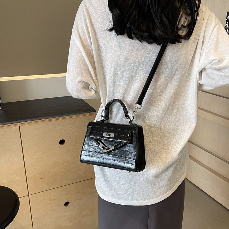 trendy pu leather flap bag 6002 (8)