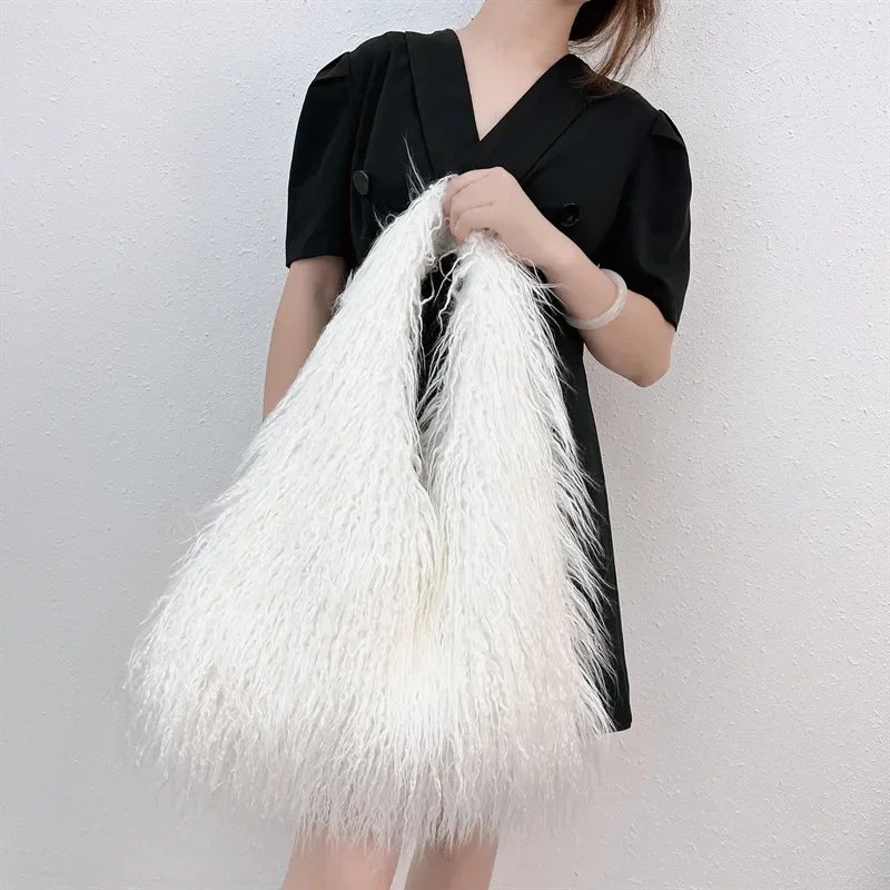 y2k inspired faux fur tote bag (11)