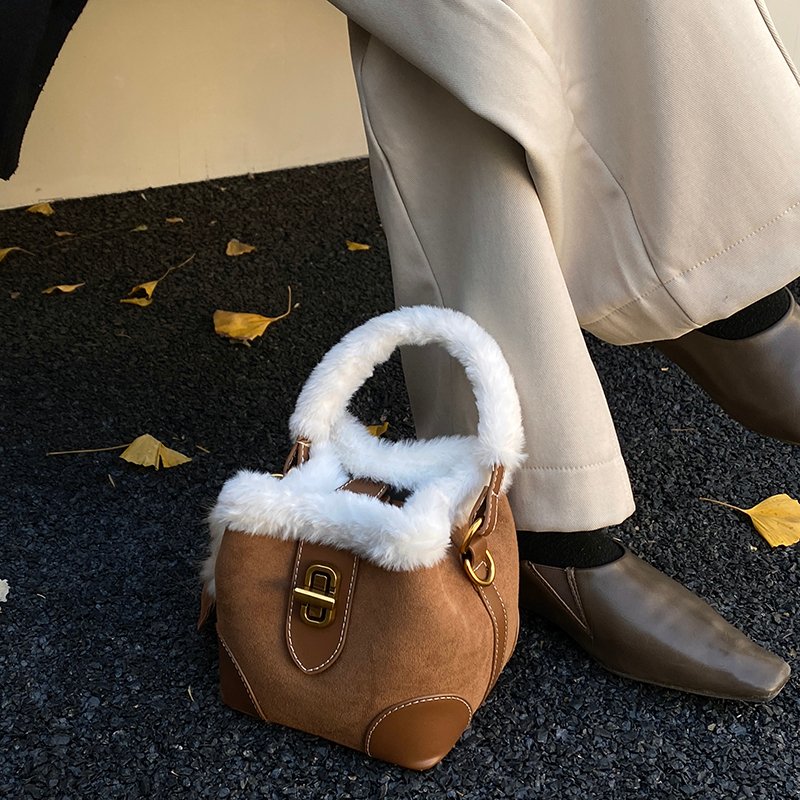 plush trim bucket bag women 8559 (2)