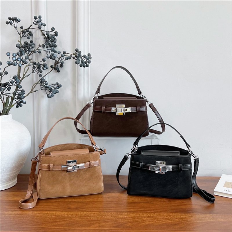 small square lock closure bag women 727 (1)