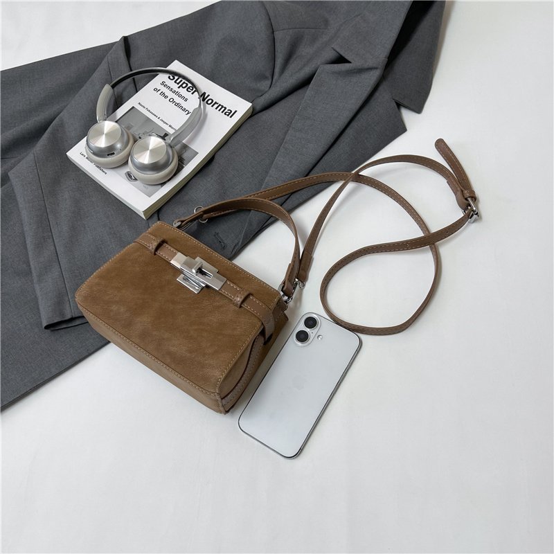 small square lock closure bag women 727 (11)