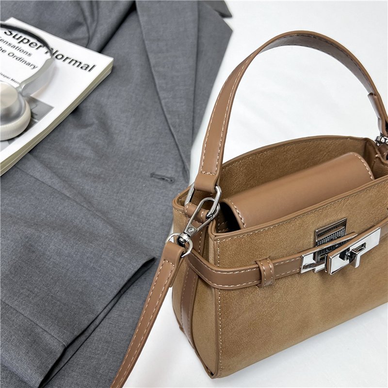 small square lock closure bag women 727 (13)