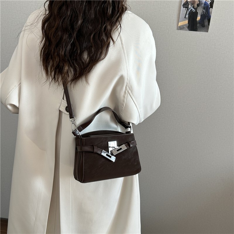 small square lock closure bag women 727 (6)