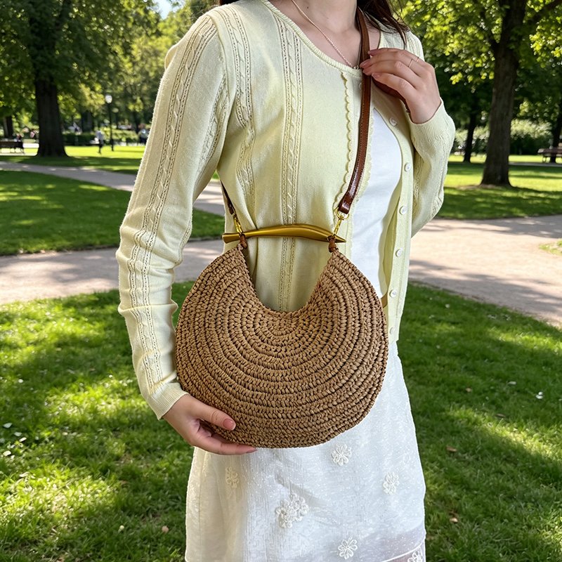 round straw woven shoulder bag (13)